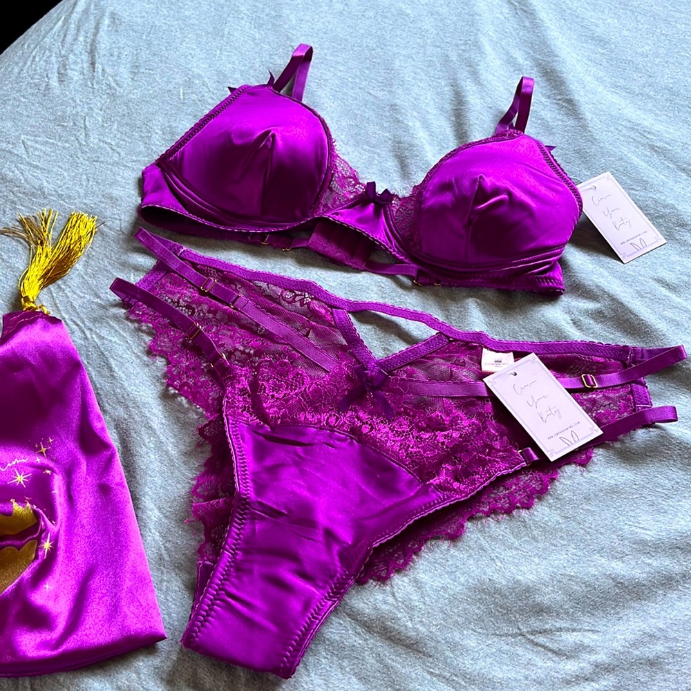 Empress Mimi Purple Lingerie Set